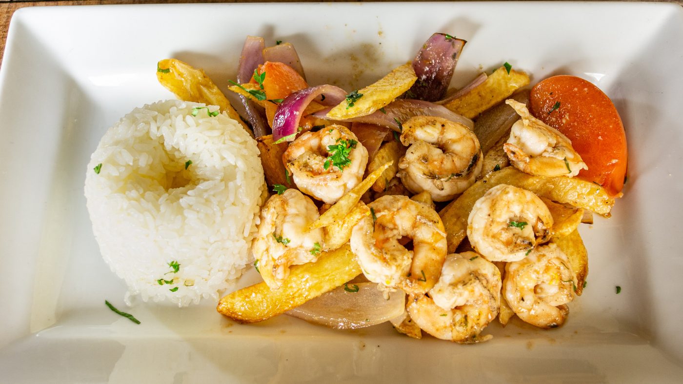 Saltado de Camarones